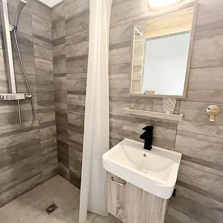 Apartment Paradise - 5 Suites Parentales - 10min Des Plages Perpignan